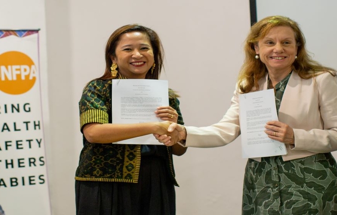 UNFPA and University of Tasmania sign MOU