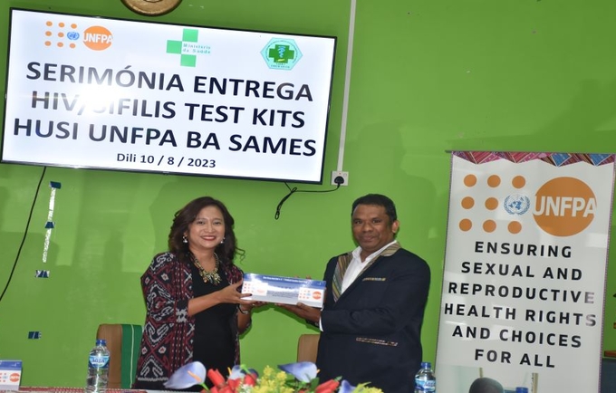 UNFPA hand over 70,000 syphilis and HIV rapid test kits