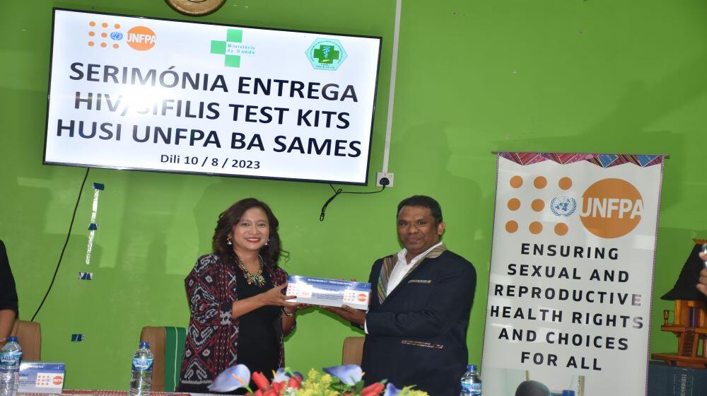 UNFPA hand over 70,000 syphilis and HIV rapid test kits